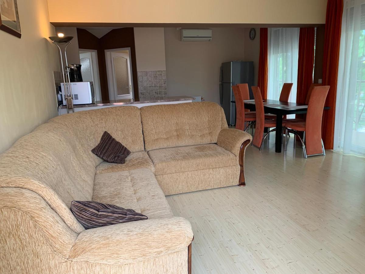Indi Apartman Siófok Exteriér fotografie